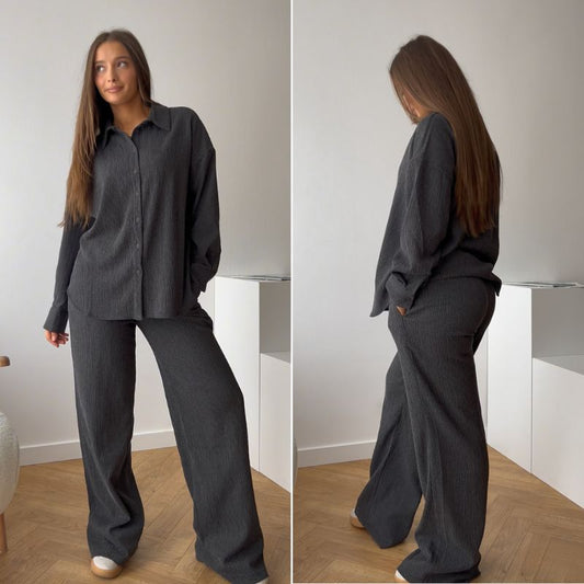 Completo monocolore con camicetta